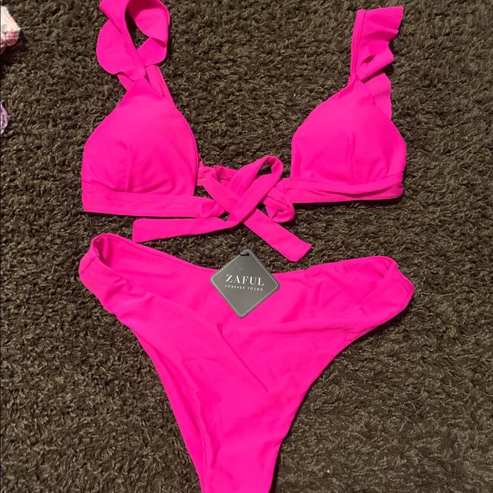 Bathing suit never worn